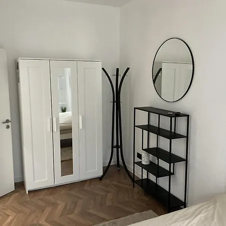 New Confort Clim Jardin Parking Netflix Apartment